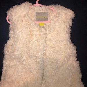 BERNARDO Faux Fur Vest NEW w/o tags
